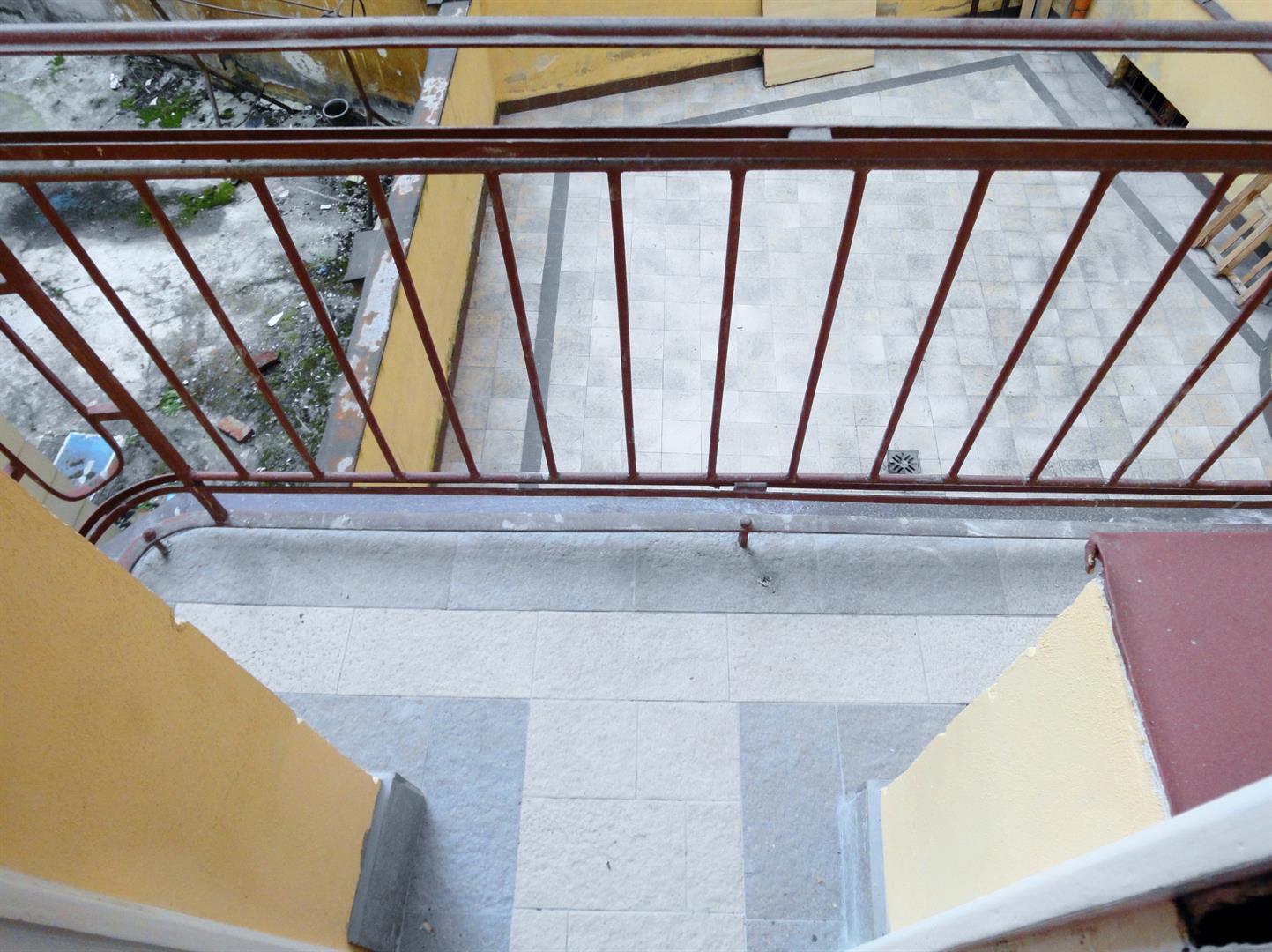 Pronájem zařízeného bytu 2Kk 51m2 s balkonem na Starém Městě, Praha 1