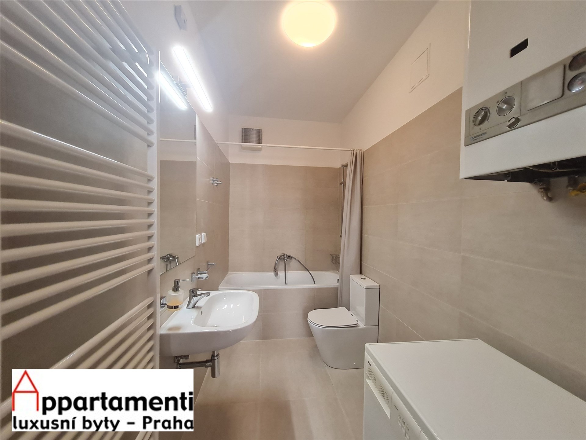 pronájem zařízeného bytu 2+kk, 71m2 v ul. Štěpánská, Praha 1
