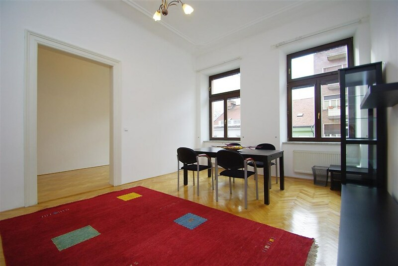 Pronájem částečně zařízeného bytu 2+1, 63m2 Štěpánská, Praha 1