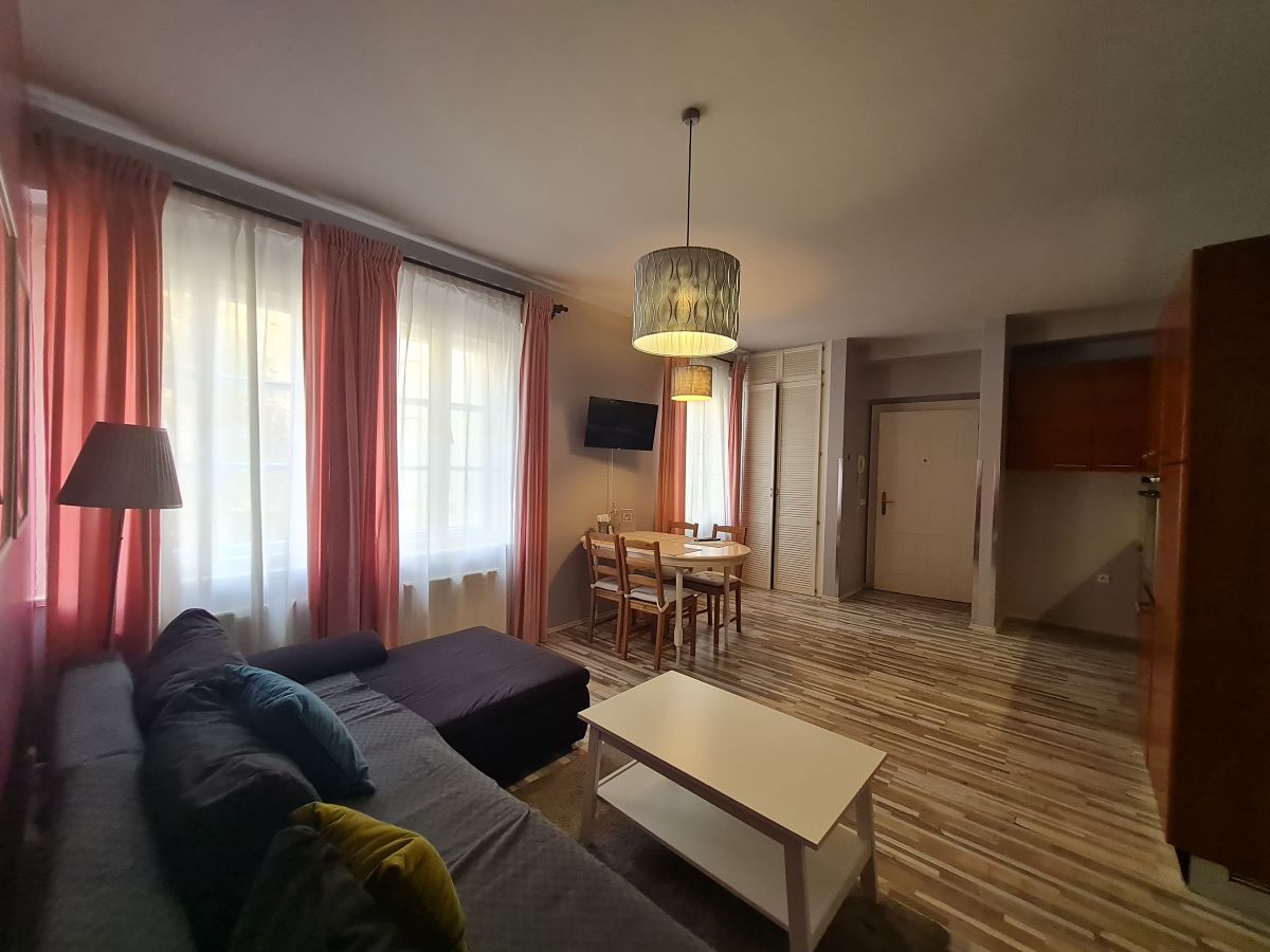 For rent, a fully furnished apartment 2+kk, 52m2, in the center of Prague 1.